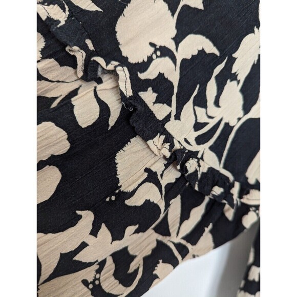 Knox Rose Top Womens Plus Size 2X Black Floral Flowy Blouse Boho Classic Neutral - Picture 6 of 12